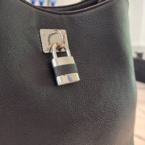 Kenneth Cole Reaction Black Pebbled Leather Tote - Picture 2 of 12